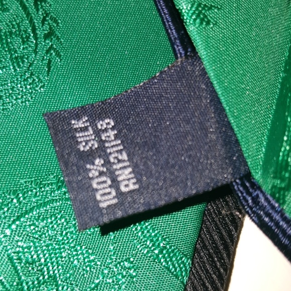 Tommy Hilfiger Necktie - Picture 2 of 2